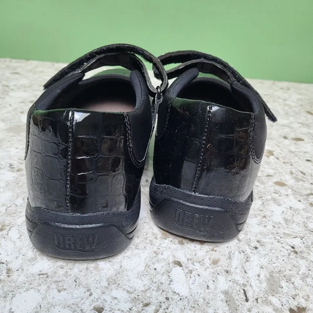 NEW Leather Croc Embossed Mary Jane by Drew 7WW